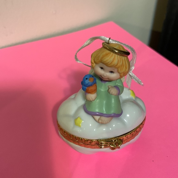 Hallmark Keepsake Ornament Little Cloud Keeper 3” 1999, adorable - Picture 6 of 11